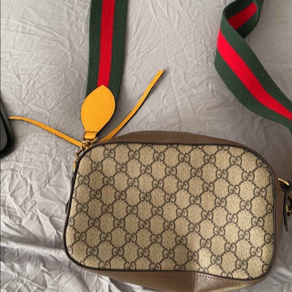 A Gucci crossbody bag with strap